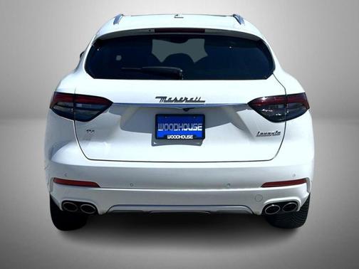 2021 Maserati Levante Base