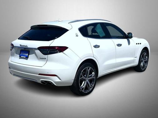 2021 Maserati Levante Base