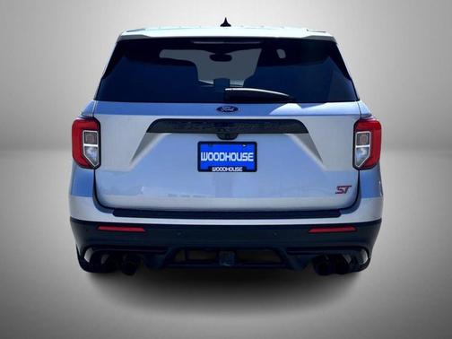 Silver Metallic 2022 Ford Explorer ST