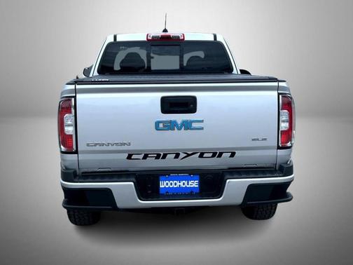 2016 GMC Canyon SLE