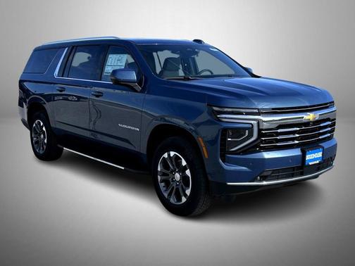Lakeshore Blue Metallic 2026 Chevrolet Suburban LT