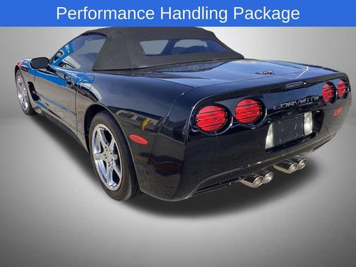 2004 Chevrolet Corvette Base