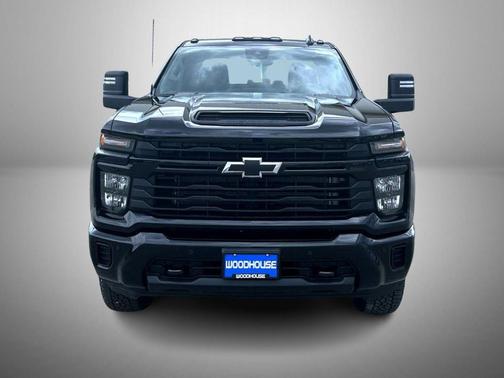 2025 Chevrolet Silverado 2500 Custom