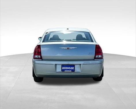 2006 Chrysler 300 Base