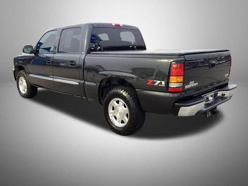2005 GMC Sierra 1500 SLE Crew Cab