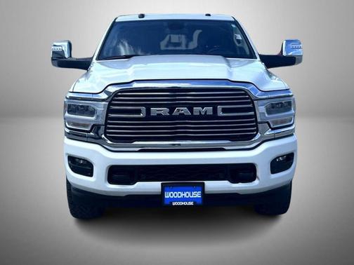 2023 RAM 2500 Laramie Crew Cab 4x4 6'4' Box