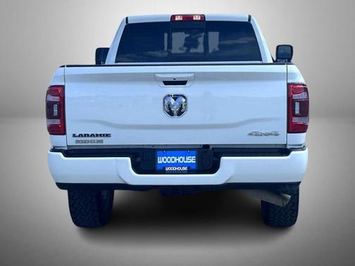 2023 RAM 2500 Laramie Crew Cab 4x4 6'4' Box