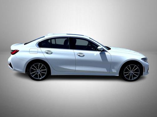 Alpine White 2021 BMW 330 xDrive