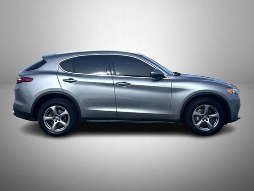 2018 Alfa Romeo Stelvio Ti