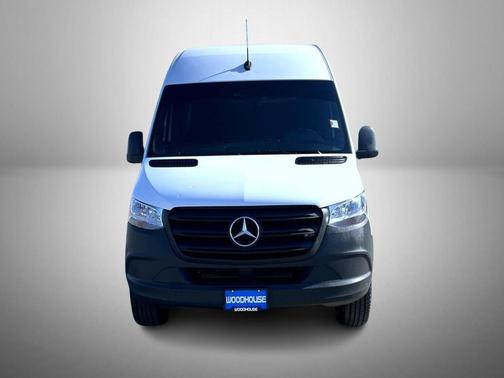 2021 Mercedes-Benz Sprinter 2500 Cargo 144 WB