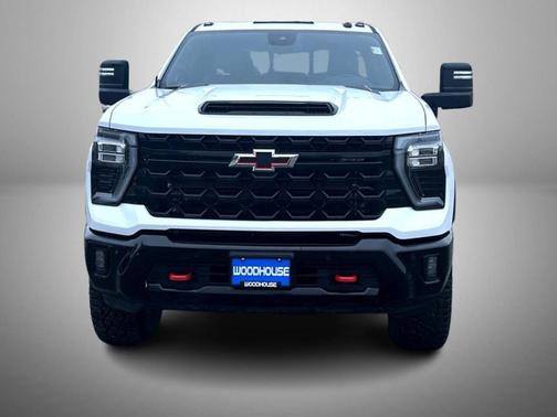 2025 Chevrolet Silverado 2500 4WD Crew Cab Standard Bed ZR2