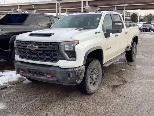 2025 Chevrolet Silverado 2500 4WD Crew Cab Standard Bed ZR2