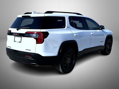 2023 GMC Acadia FWD SLT