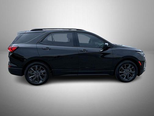 Mosaic Black Metallic 2023 Chevrolet Equinox FWD RS