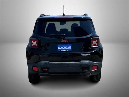 2018 Jeep Renegade Trailhawk