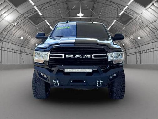 2021 RAM 2500 Big Horn Crew Cab 4x4 6'4' Box