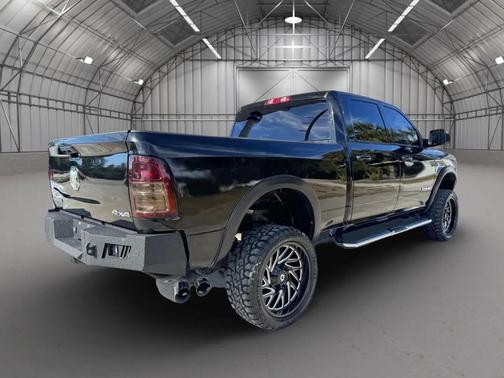 2021 RAM 2500 Big Horn Crew Cab 4x4 6'4' Box