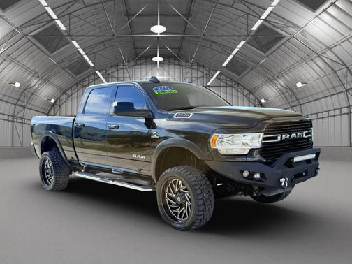 2021 RAM 2500 Big Horn Crew Cab 4x4 6'4' Box