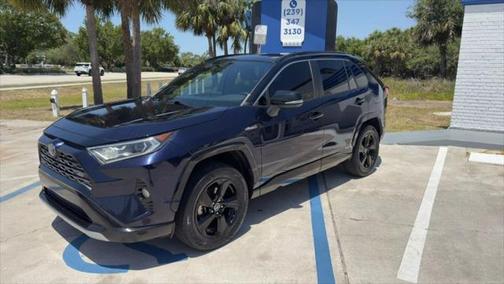 2019 Toyota RAV4 Hybrid SE
