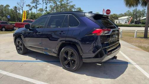 2019 Toyota RAV4 Hybrid SE