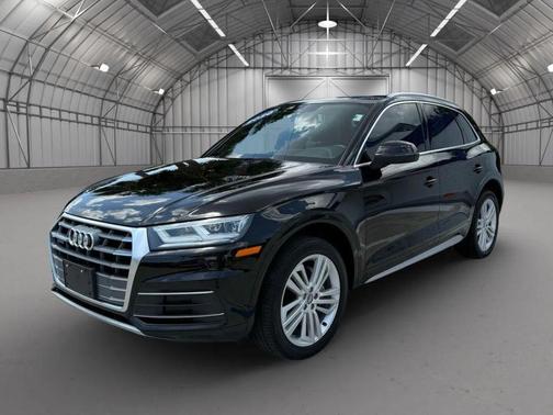 2020 Audi Q5 45 Premium Plus