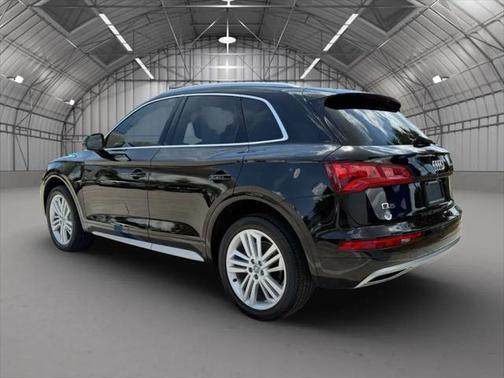 2020 Audi Q5 45 Premium Plus