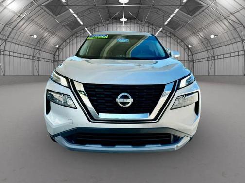 Brilliant Silver Metallic 2022 Nissan Rogue SV