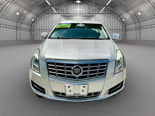 Radiant Silver Metallic 2013 Cadillac XTS Base