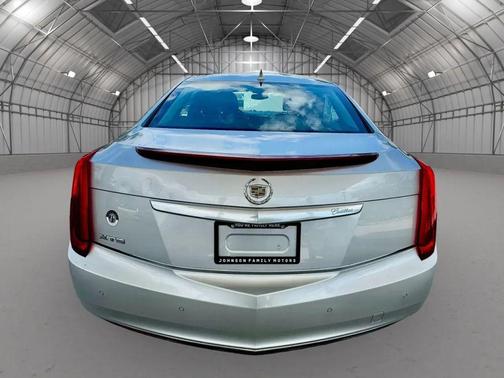 Radiant Silver Metallic 2013 Cadillac XTS Base