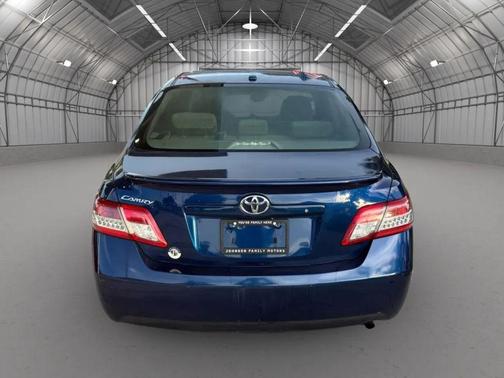 2010 Toyota Camry LE