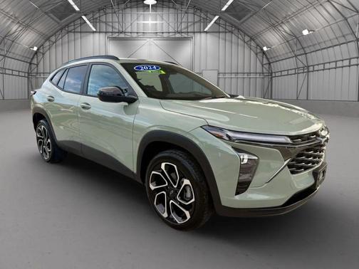 Cacti Green 2024 Chevrolet Trax FWD 2RS