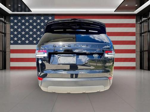 2020 Land Rover Discovery SE