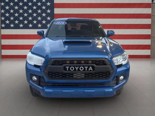 2016 Toyota Tacoma TRD Sport