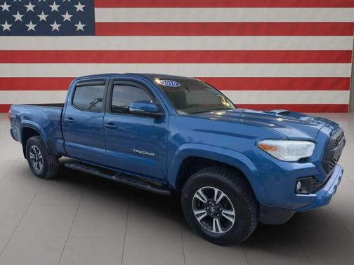 2016 Toyota Tacoma TRD Sport