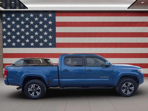 2016 Toyota Tacoma TRD Sport