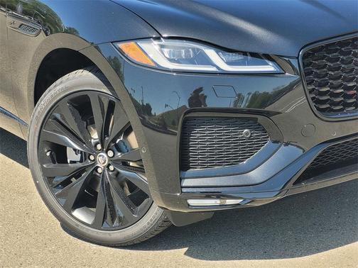 2026 Jaguar F-PACE P400 R-Dynamic S
