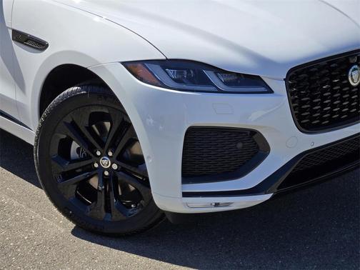 2026 Jaguar F-PACE P400 R-Dynamic S