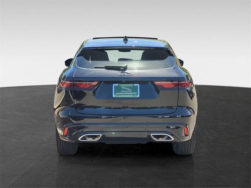 2025 Jaguar F-PACE P400 R-Dynamic S