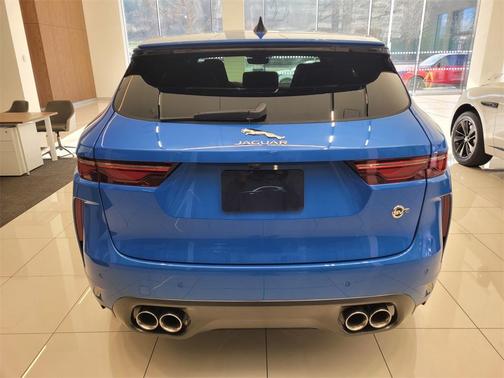 2025 Jaguar F-PACE SVR 575 Edition