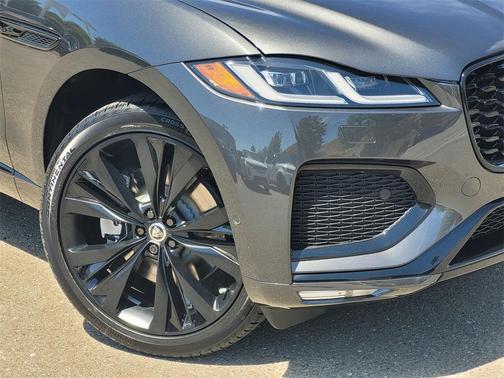 2026 Jaguar F-PACE P250 R-Dynamic S