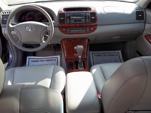 2005 Toyota Camry XLE