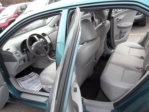 2009 Toyota Corolla LE