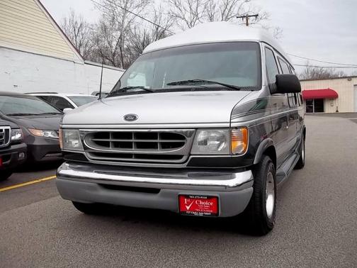 2002 Ford E150 Cargo