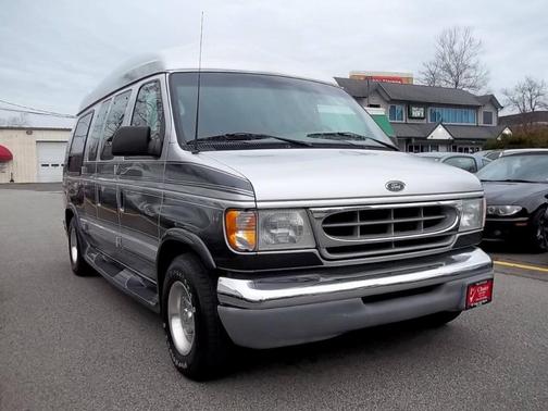 2002 Ford E150 Cargo