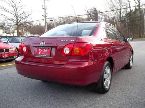 2004 Toyota Corolla LE