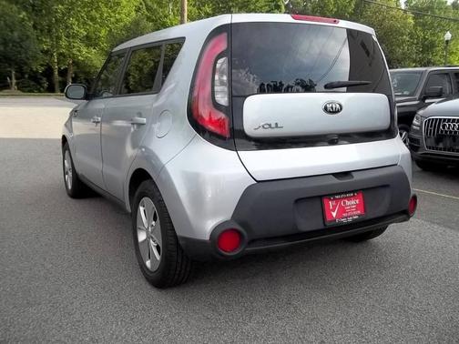 2016 Kia Soul Base