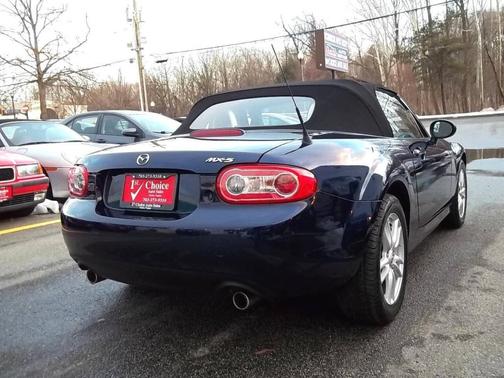 2010 Mazda MX-5 Miata Sport
