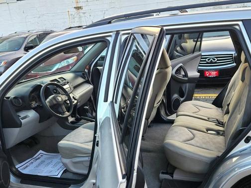 2011 Toyota RAV4 Base