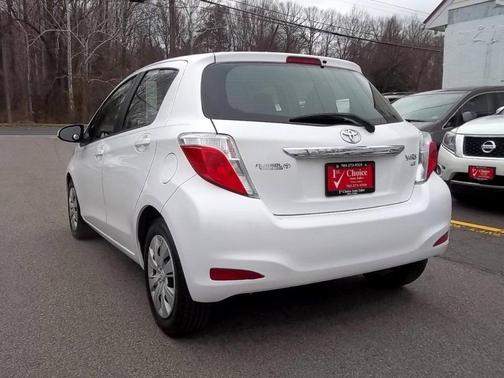 2014 Toyota Yaris LE