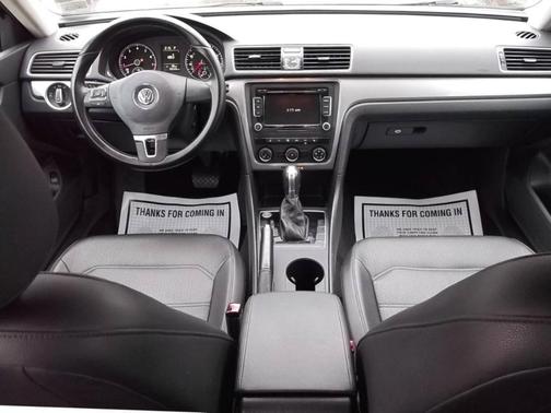 2015 Volkswagen Passat 1.8T Limited Edition